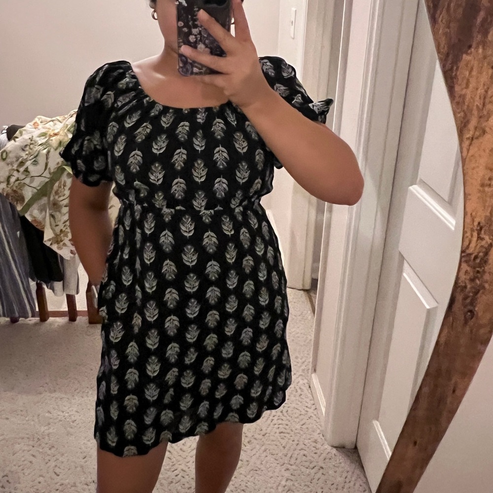 Black white floral print dress